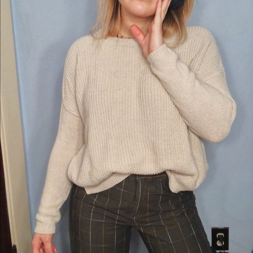Urban Outfitters Beige Cableknit Sweater Size S